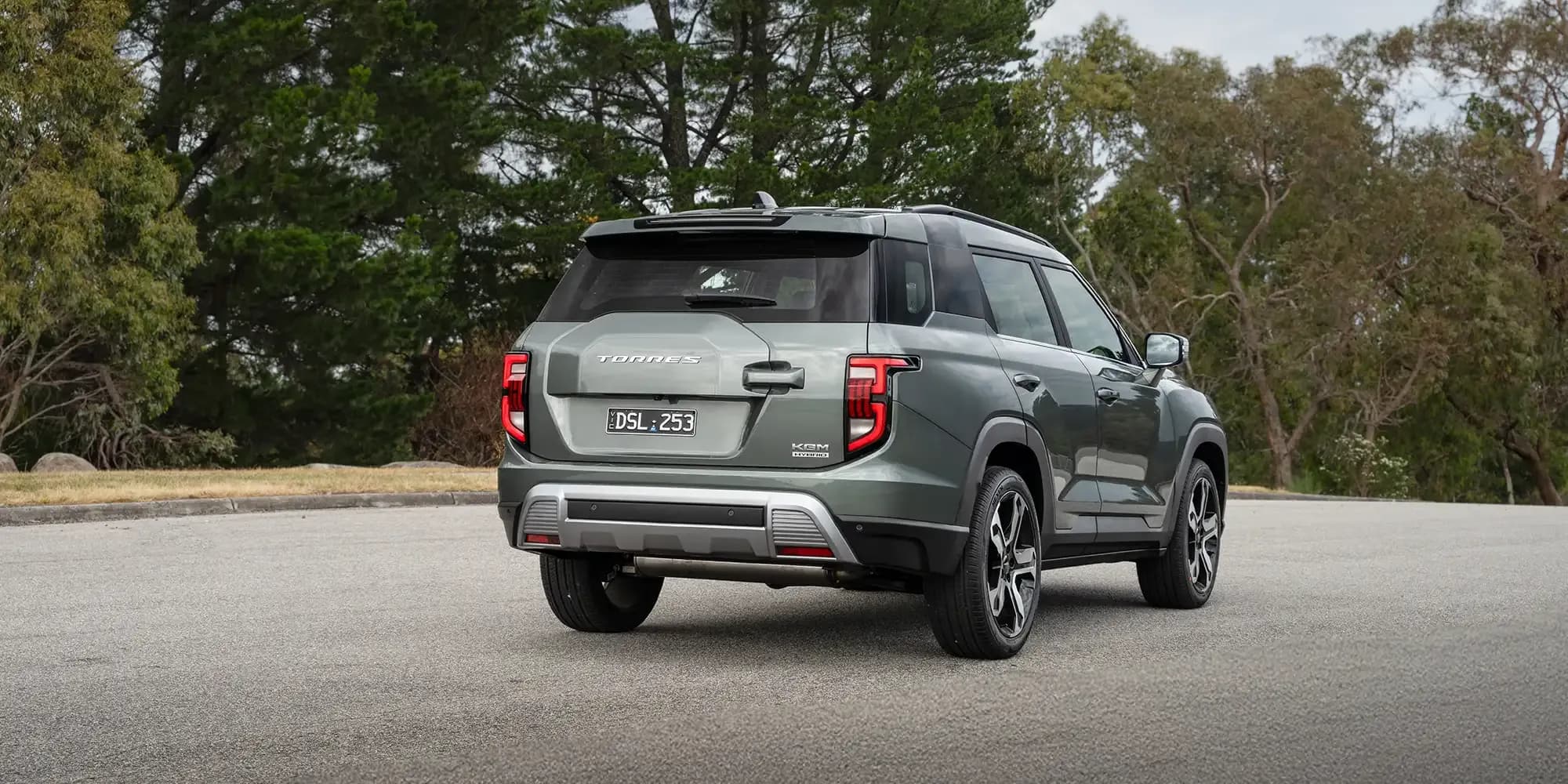 kgm ssangyong torres suv hybrid ev petrol