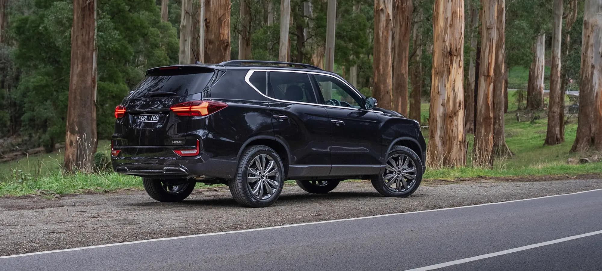 kgm rexton large family suv australia