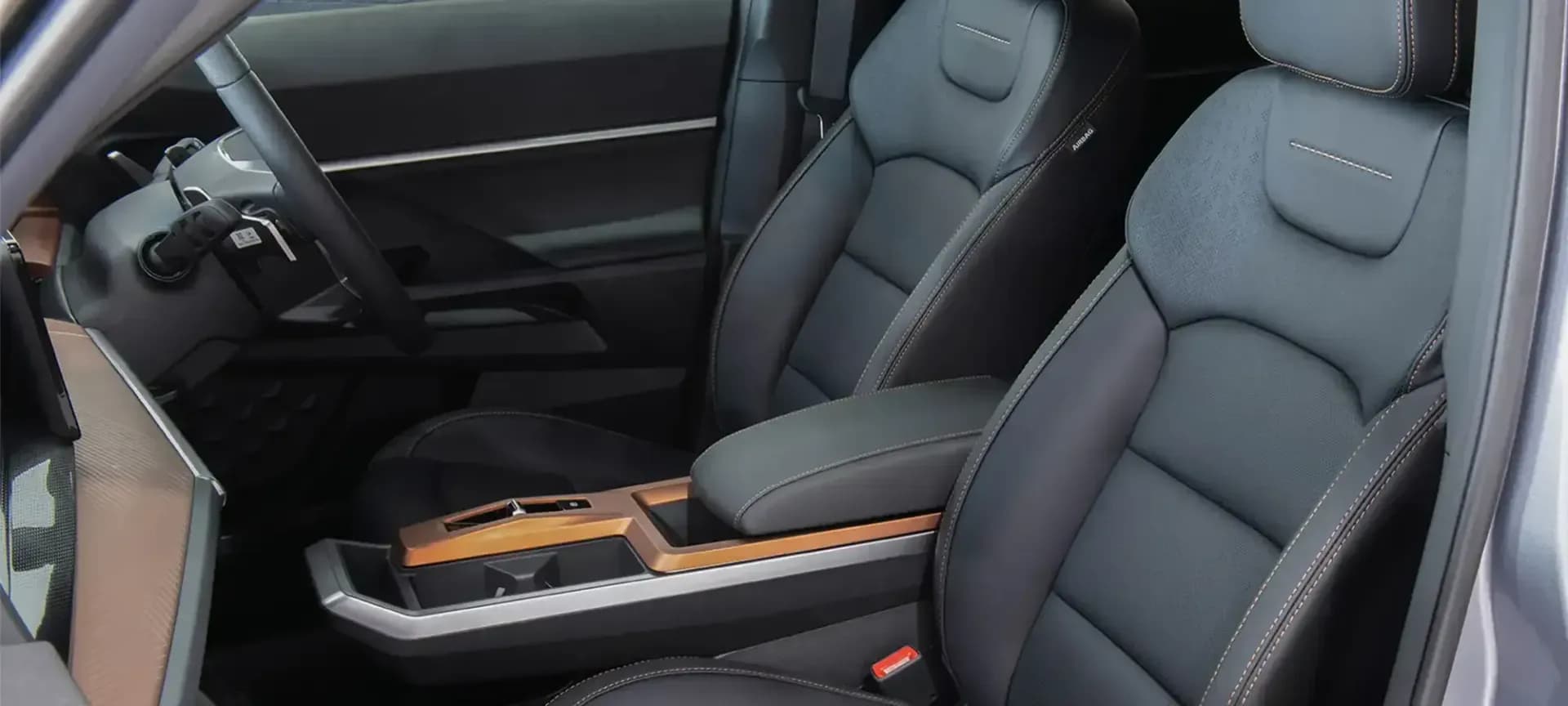 kgm-ssangyong-torres-small-suv-family